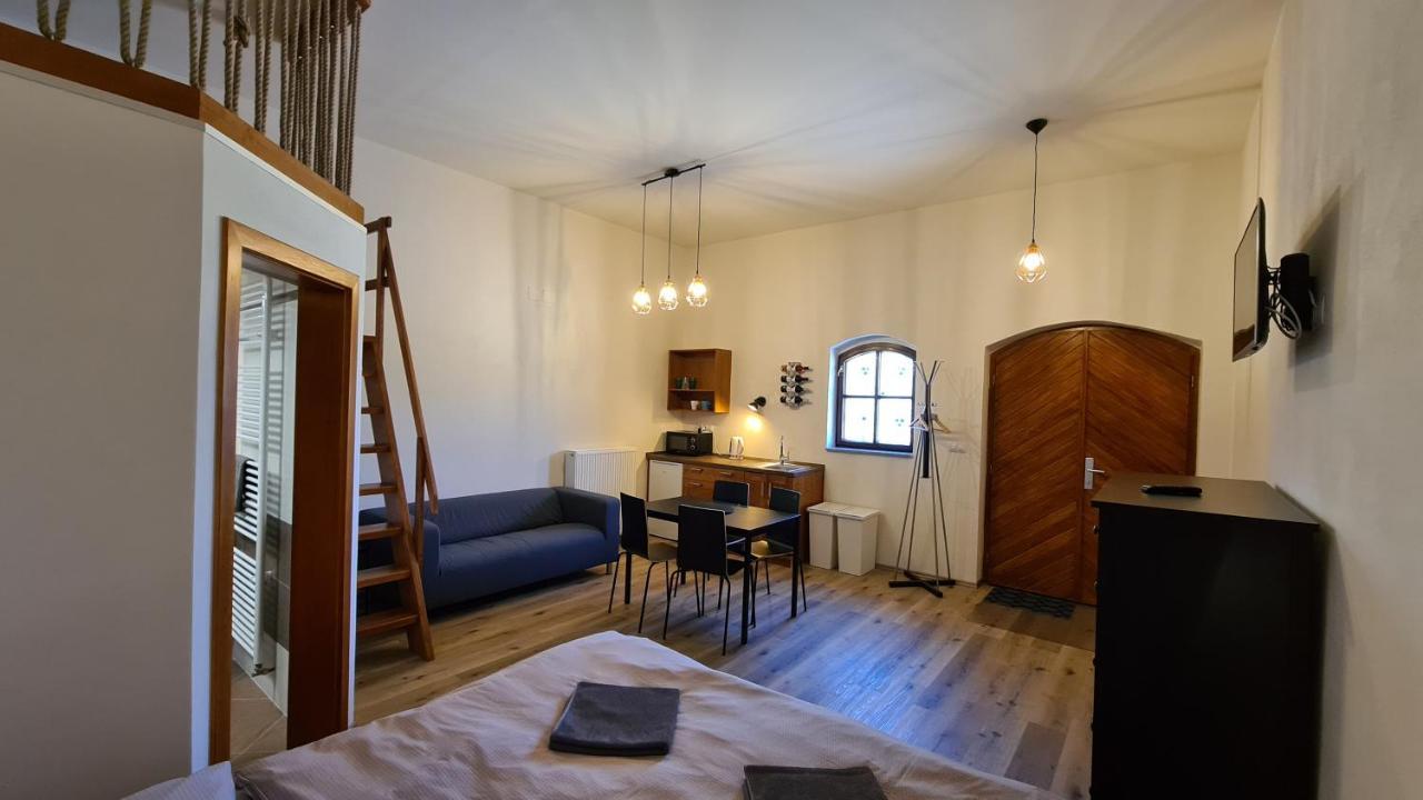Apartmány Turold Mikulov Esterno foto