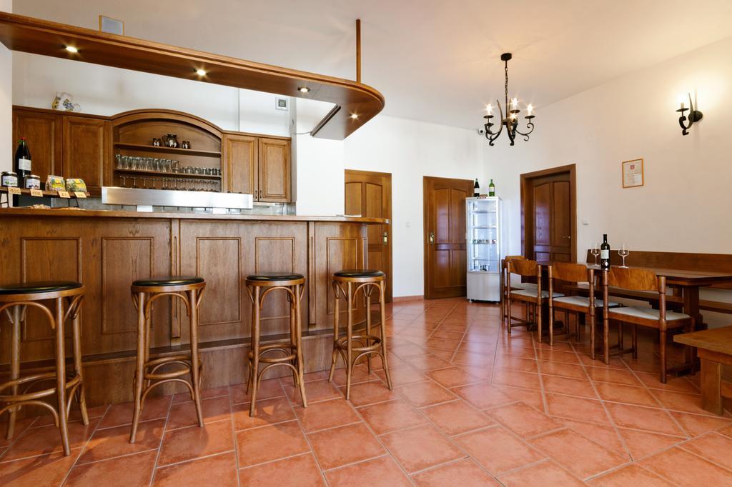 Apartmány Turold Mikulov Esterno foto