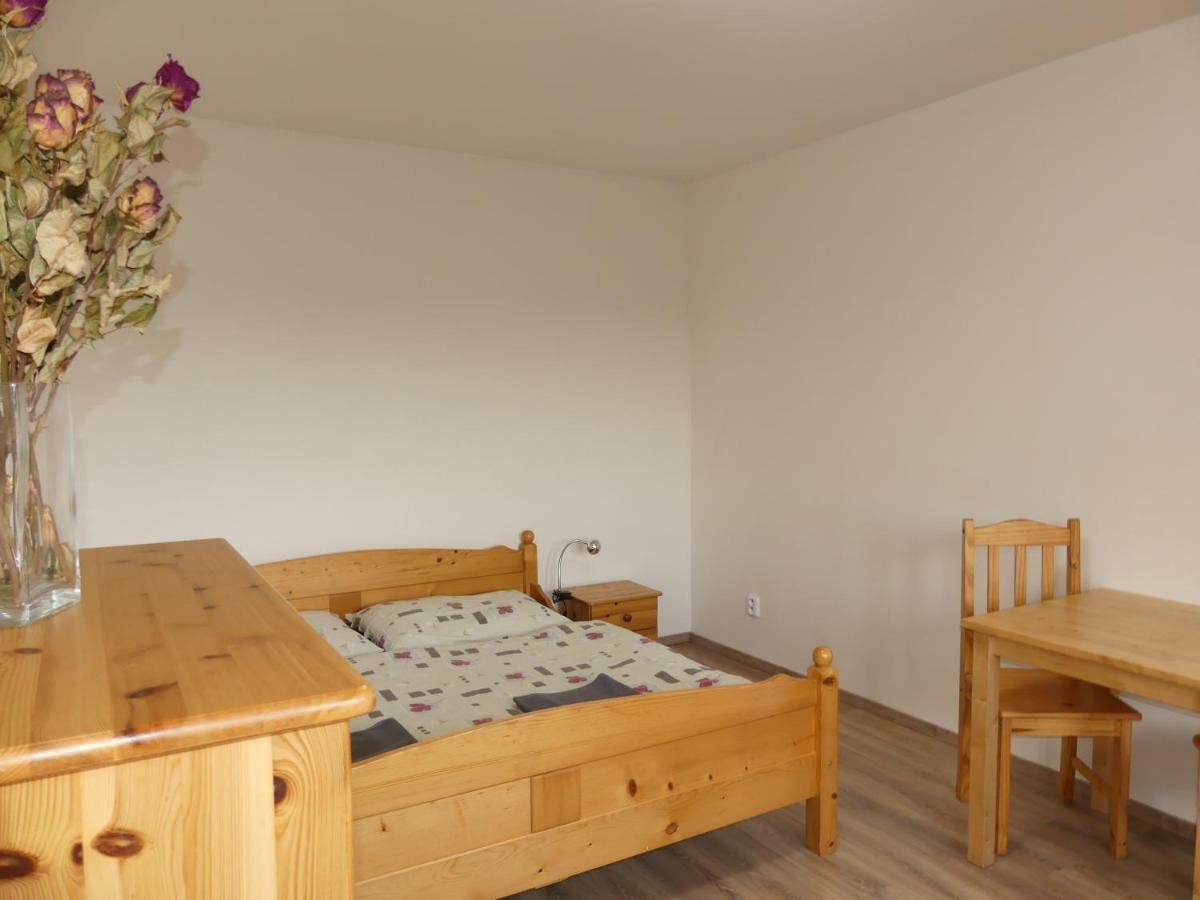 Apartmány Turold Mikulov Esterno foto