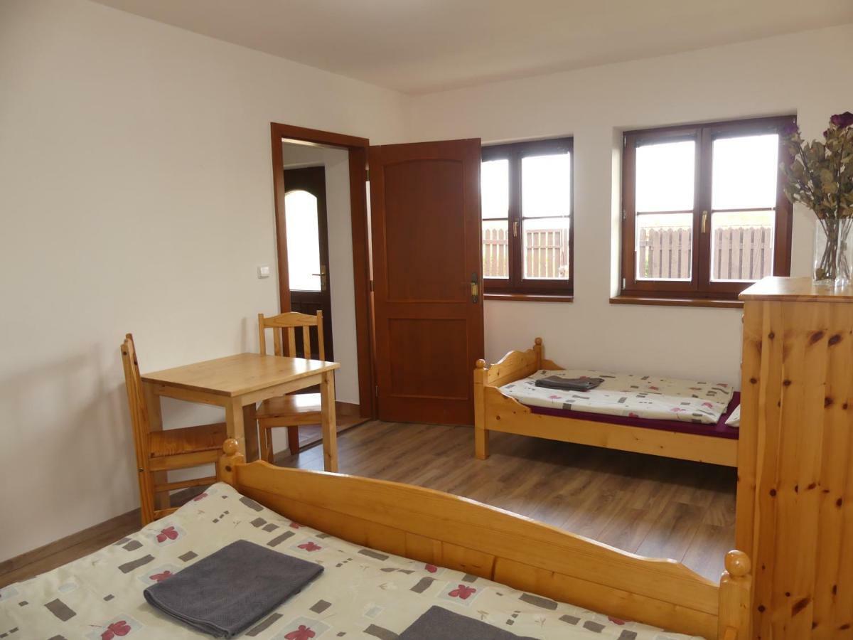 Apartmány Turold Mikulov Esterno foto